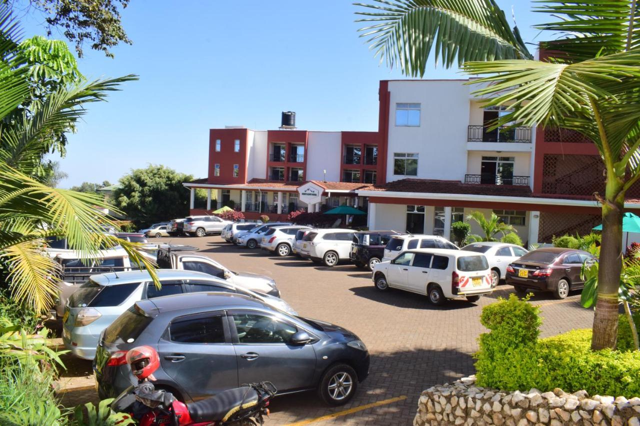 Meru Slopes Hotel Ngoại thất bức ảnh