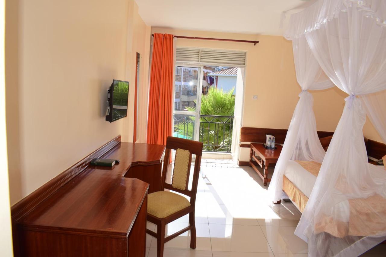 Meru Slopes Hotel Ngoại thất bức ảnh