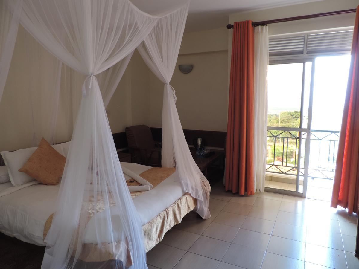 Meru Slopes Hotel Ngoại thất bức ảnh